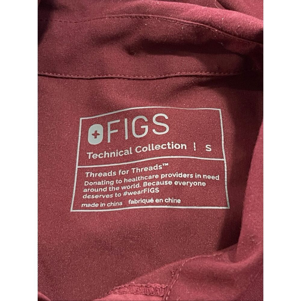 FIGS Technical Collection Mens Red Zip Pocket Techwear Polo Scrub Top Size Small - Picture 3 of 8